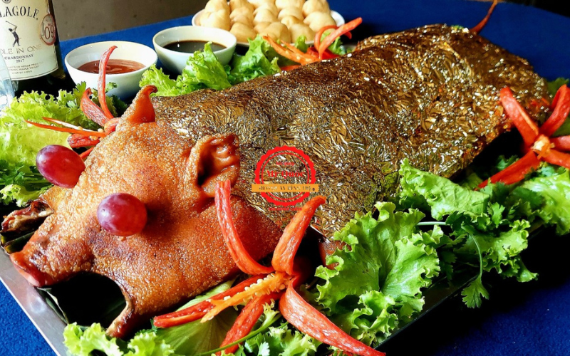 heo sữa quay quy nhơn tại cơ sở 2 heo quay bình trị