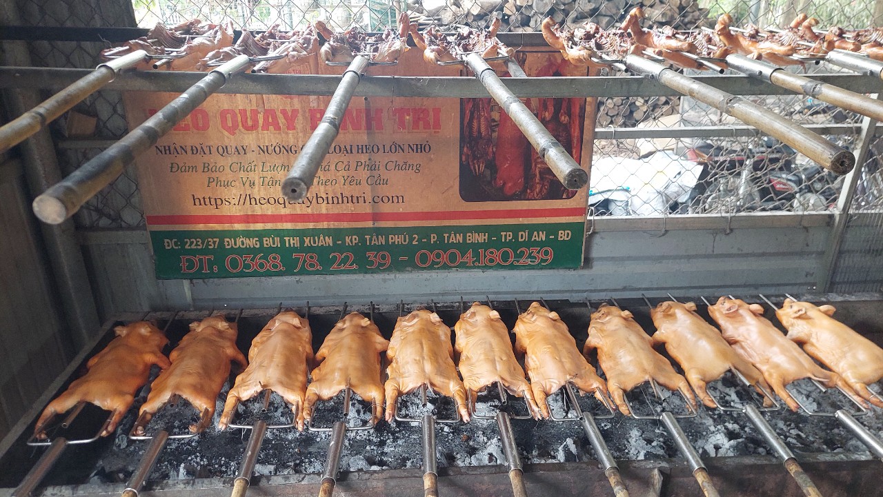 Heo sữa quay nguyên con nặng 3-4kg tại quy Nhơn Bình Định