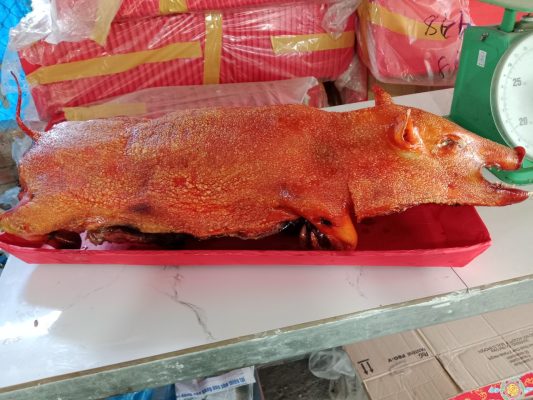 Lưu ý khi đặt heo cúng khai trương công ty cửa hàng