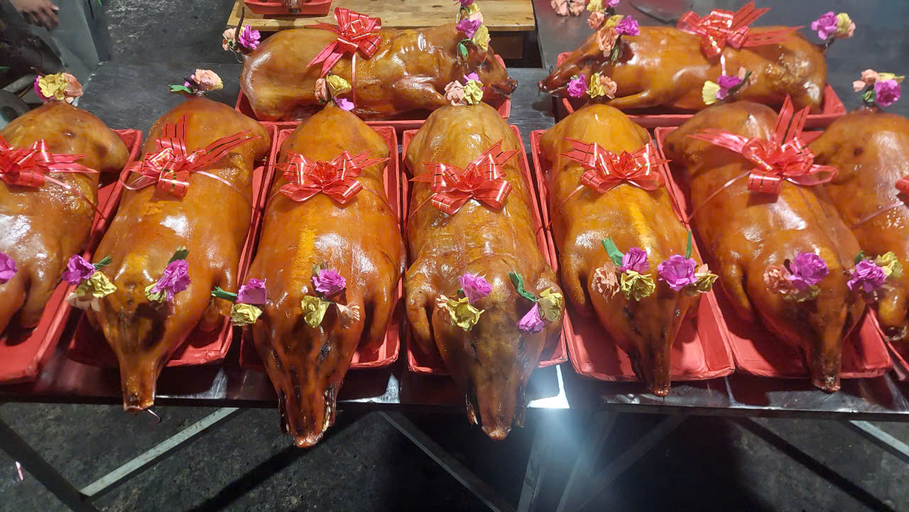 Đặt Heo Quay Giao Hàng Tận Nơi Tại Xã Phước Mỹ