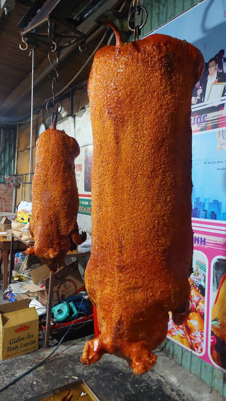 Nơi Đặt Heo Quay Ngon Nhất Tại Phường Nhơn Bình