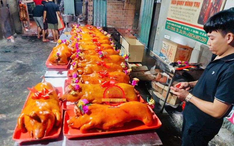 Đặt Heo Quay Bình Định