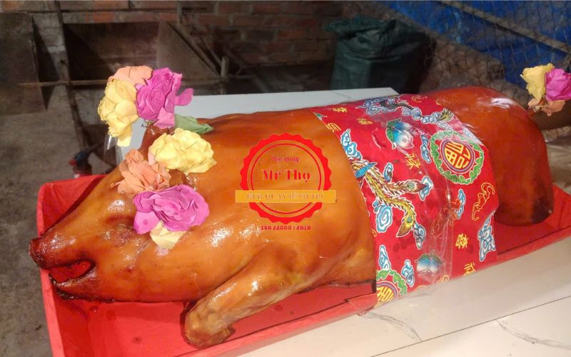 Dịch Vụ Heo Quay Hoài Ân Giao Tận Nơi – Ngon, Nóng, Uy Tín